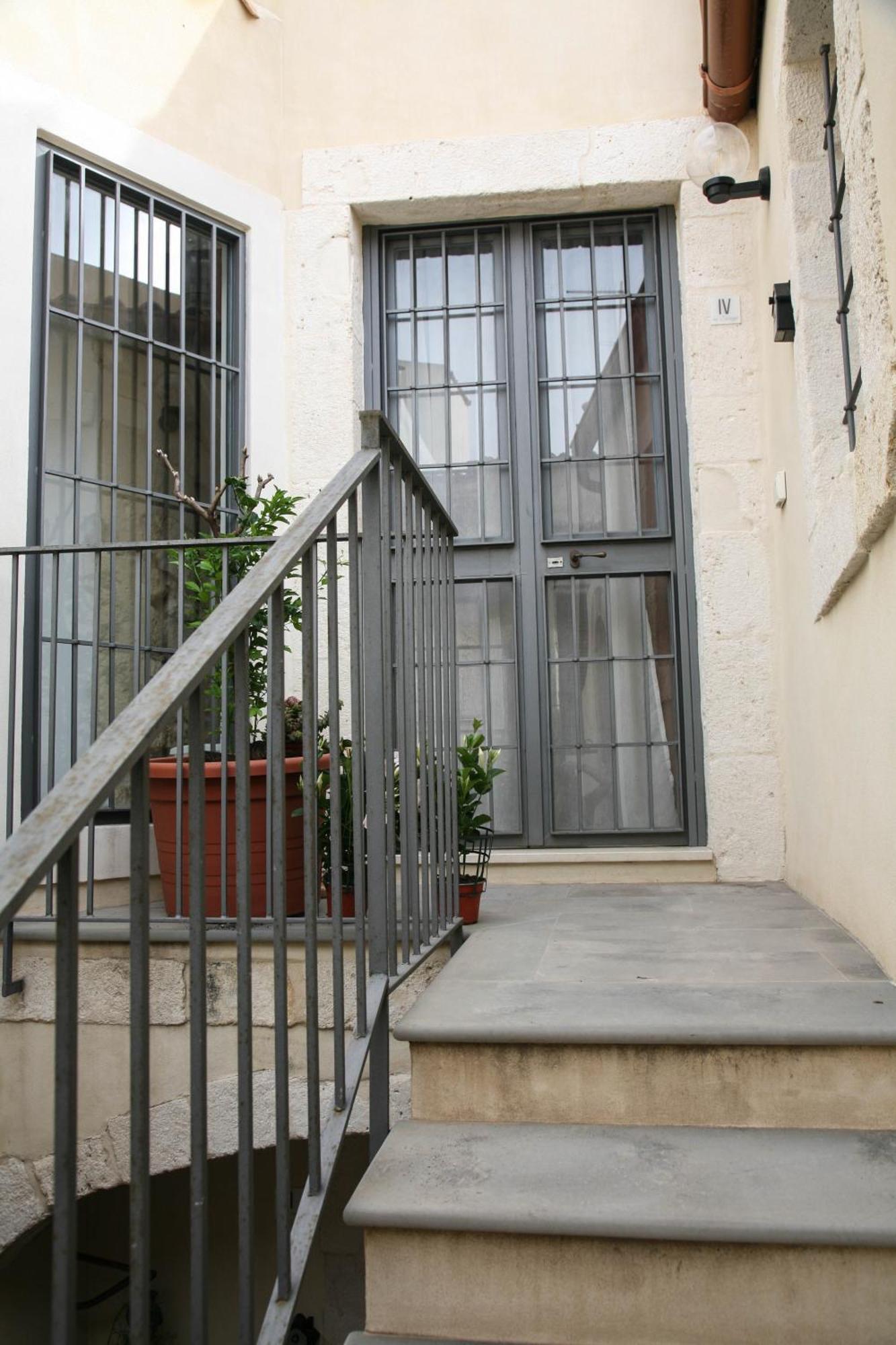 Lanterne Magiche Ortigia - Dependances Apartment Syracuse Exterior photo